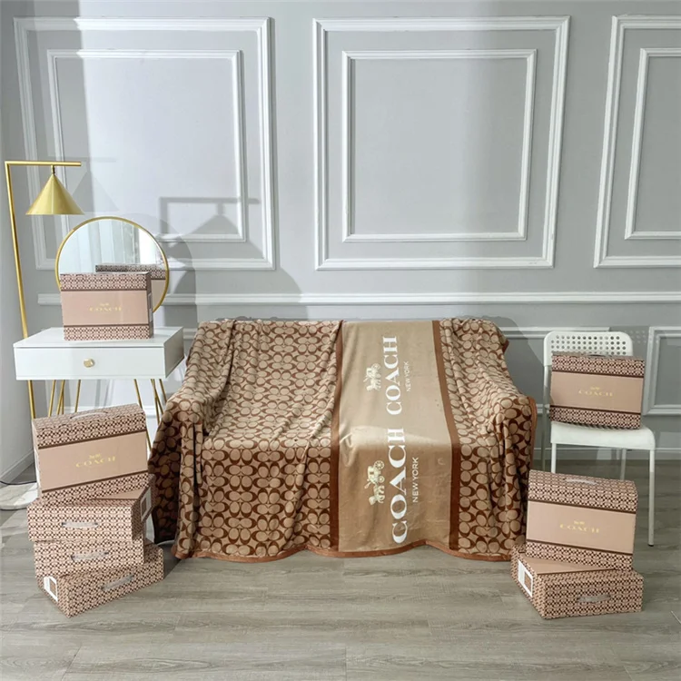 Famous Brand Blanket Designer Printed Super Soft Blanket With Box
