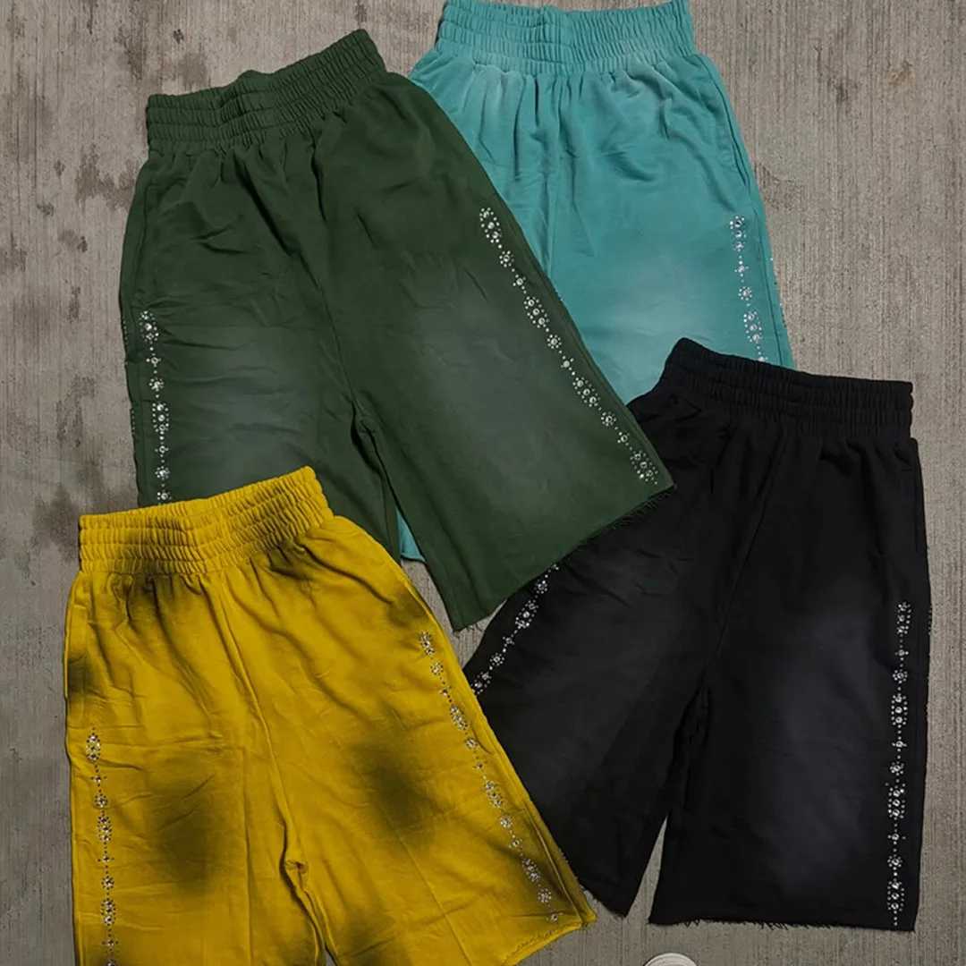 Męskie spodenki streetwear w stylu vintage z efektem przepłukania i kryształkami, dostosowywalne luźne spodnie sportowe z ciężkiego bawełnianego materiału o szerokich nogawkach