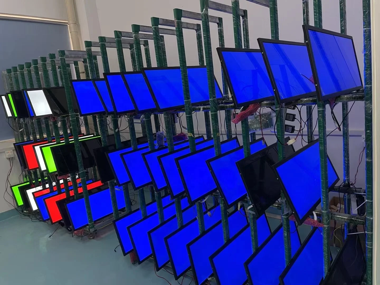 thumbnail image 2 of New Trimble TSC3 AMT10476 LCD Touch Screen – Factory Replacement Display 2 of 3