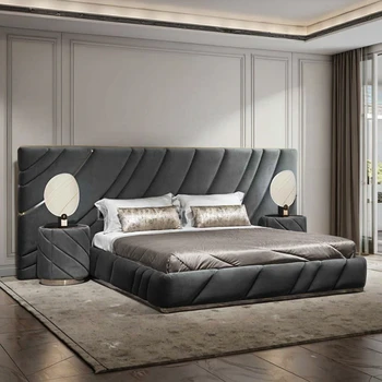 Italian Luxury Designer Modern Queen Size Bedroom Furniture Set High-End Up-Holstered Soft Bed Wooden Leather Stylish King Bed