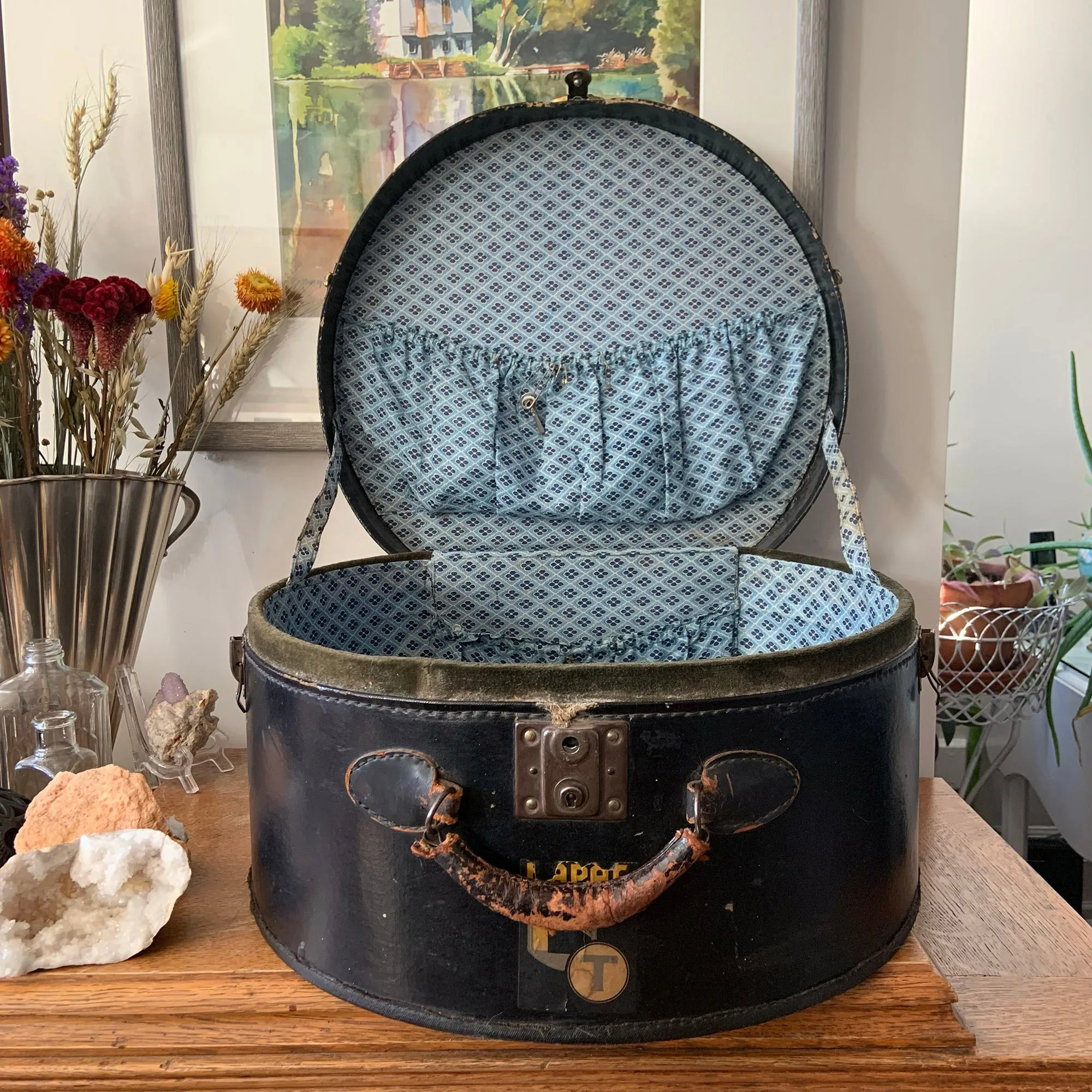 Antique Vintage Round Black Train Case Leather Hat Box