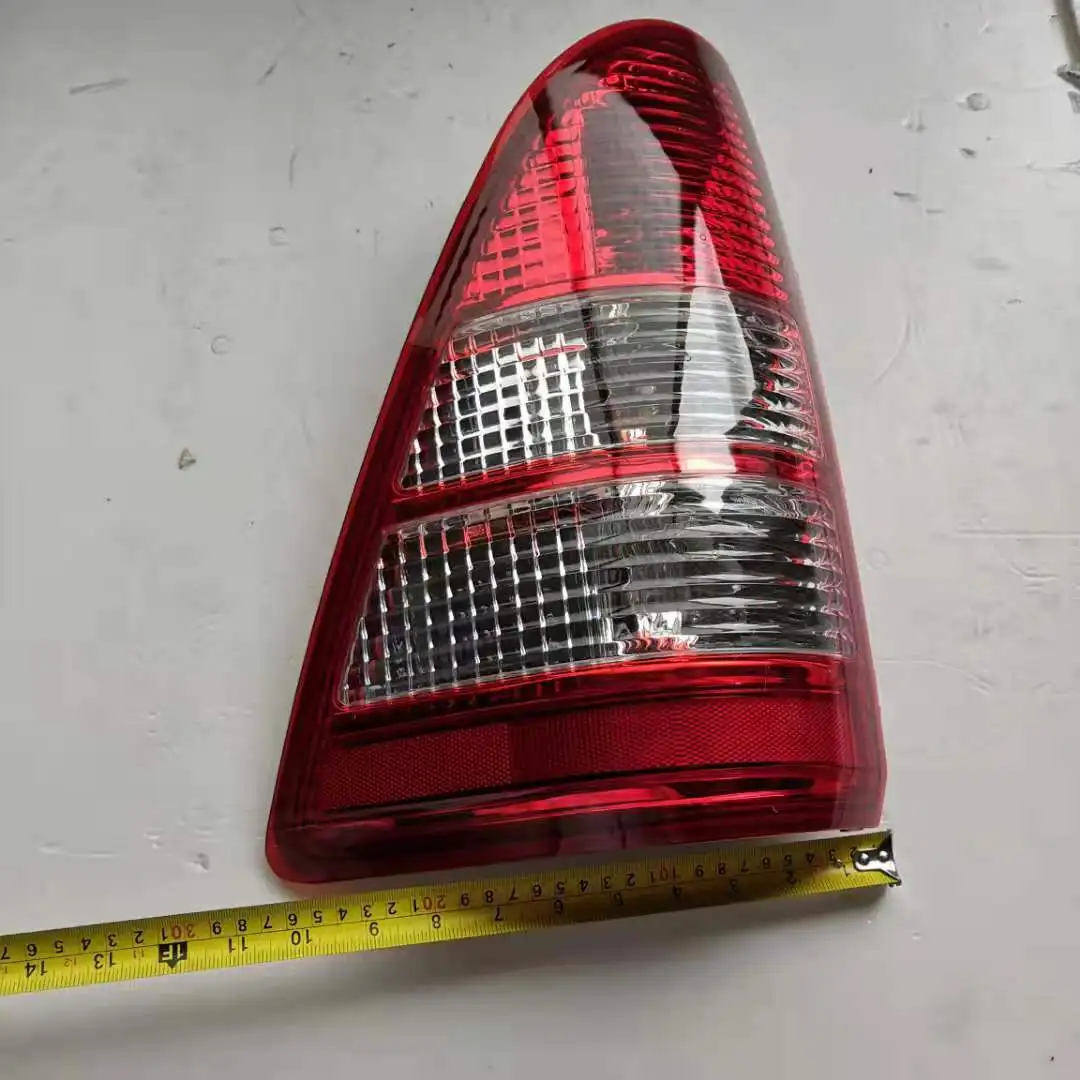 Auto Parts Rear Lamp/ Tail Light for Foton Tunland/Foton FT-500/Foton Thunder