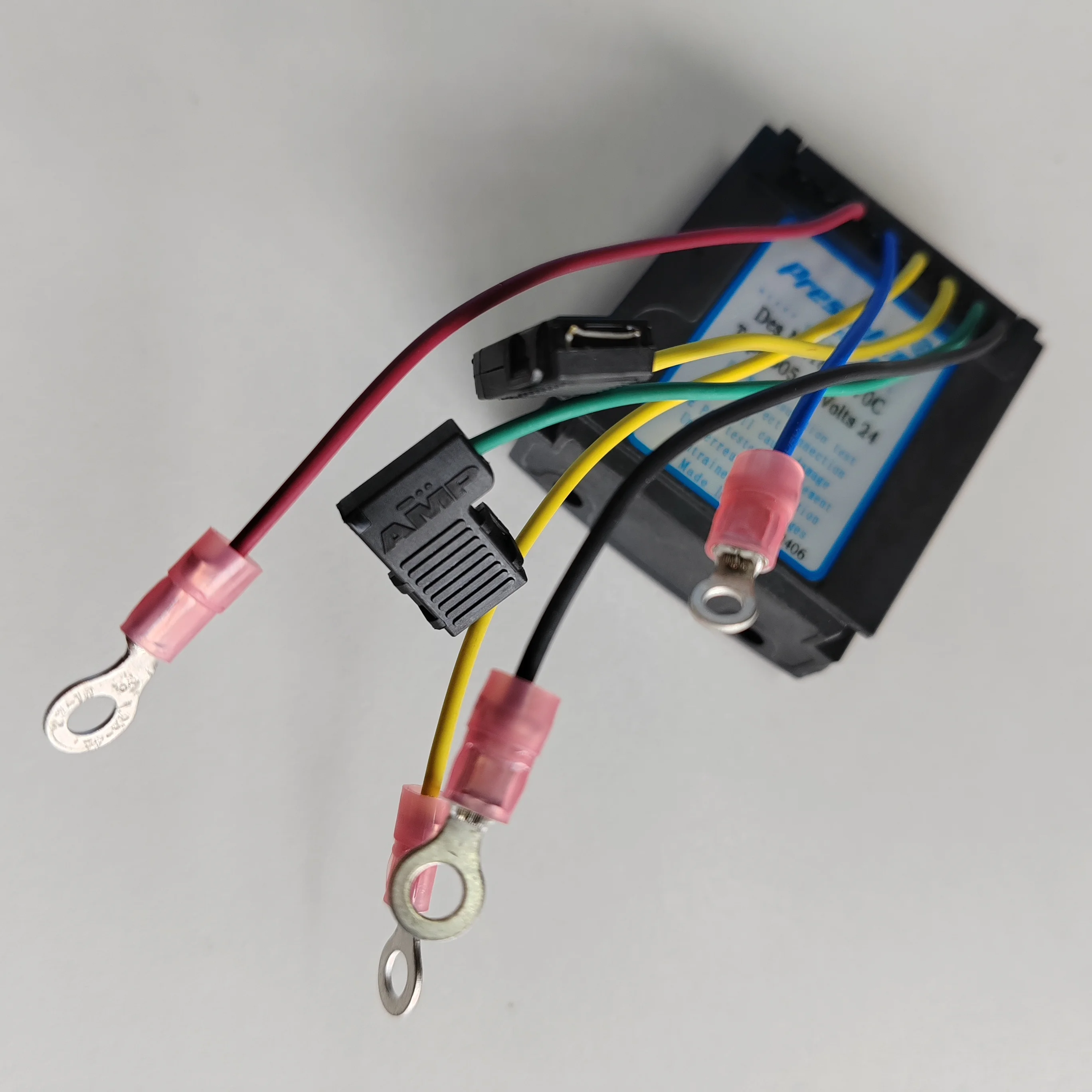 Model 1861770C Prestolite Series Voltage Regulator Type 605-1C Volts 24V for Yutong Higer BUS Alternator Regulator 1861770C
