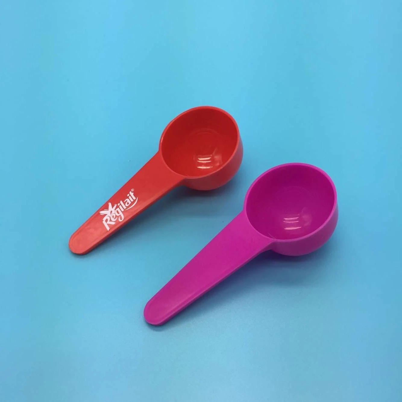 12g Measuring Spoon White 12 Gram Measure Tool 25ml Plastic Scoop - China  Measuring Scoop and Measuring Spoon price