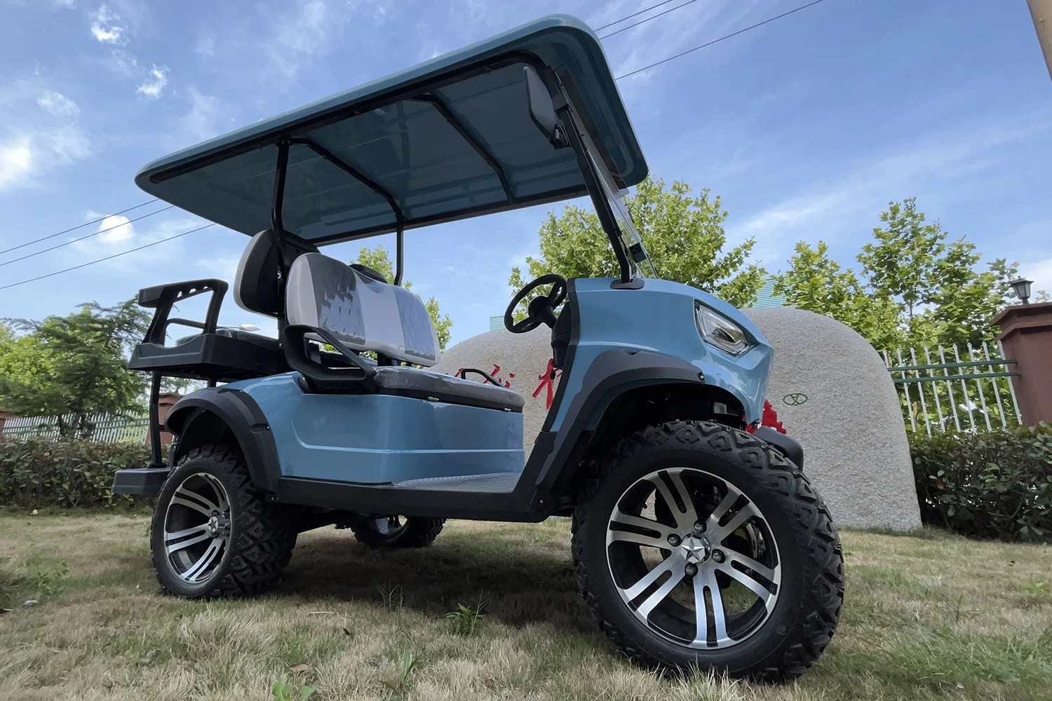 Easy Operate 48v 5kw New Electric 4x4 Golf Cart Reception Car 4 Seats