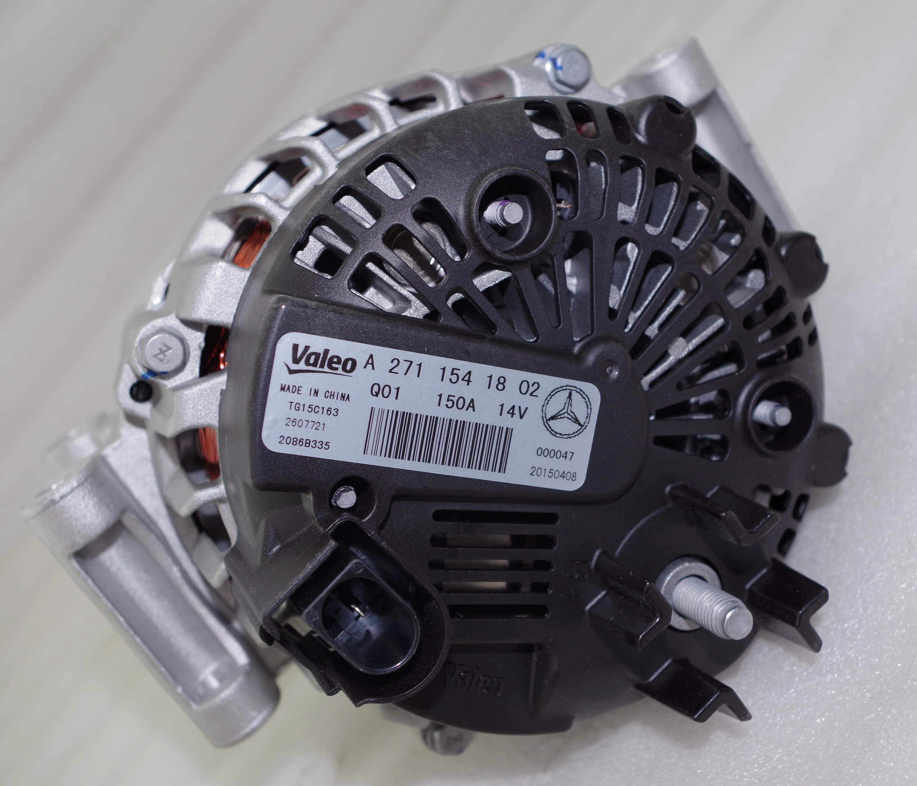 ORIGINAL CAR ALTERNATOR 442209 SVES082463 TG15C163 A2711541802 FOR