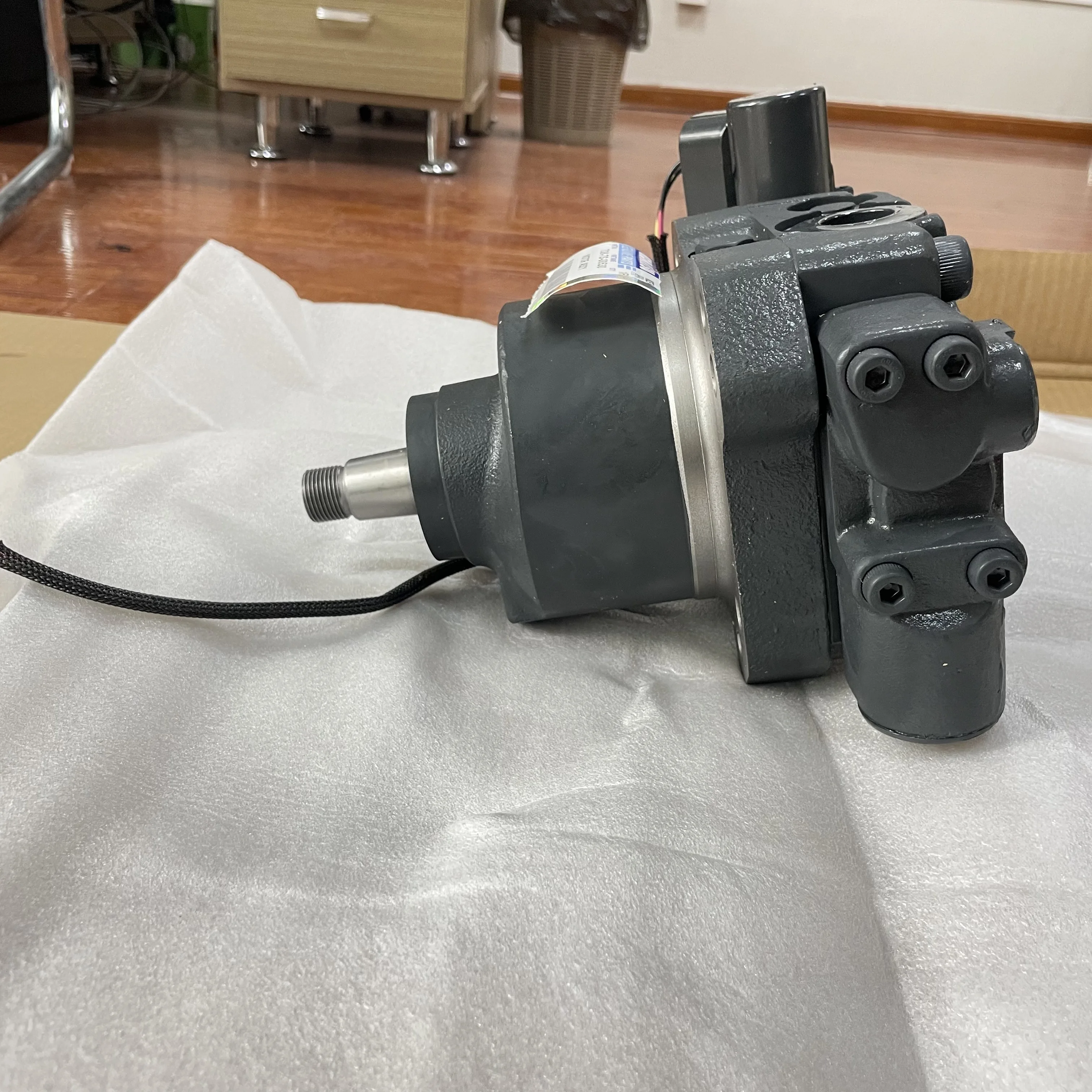 7087S00670 Motor da Bomba do Ventilador Hidráulico do Radiador