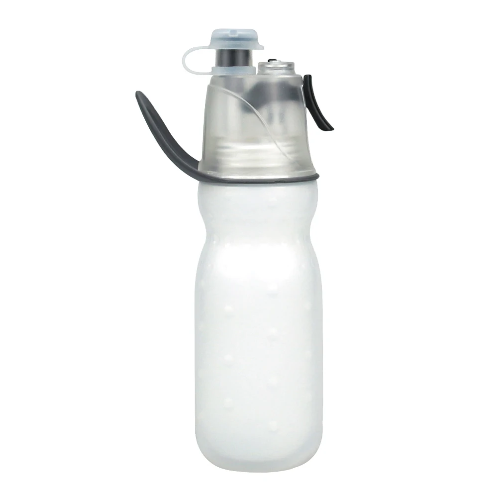 New 590ml Colorful LDPE Spray Cool Summer Sport Water Bottle