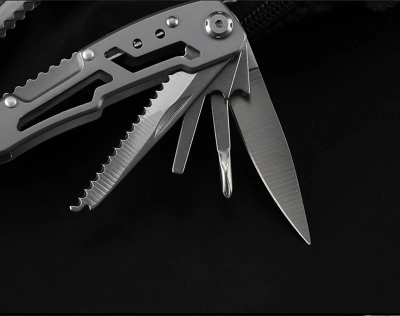 Multifunction Stainless Steel Multi-tool Pocket Knife Pliers Folding Pliers Portable Folding Pliers