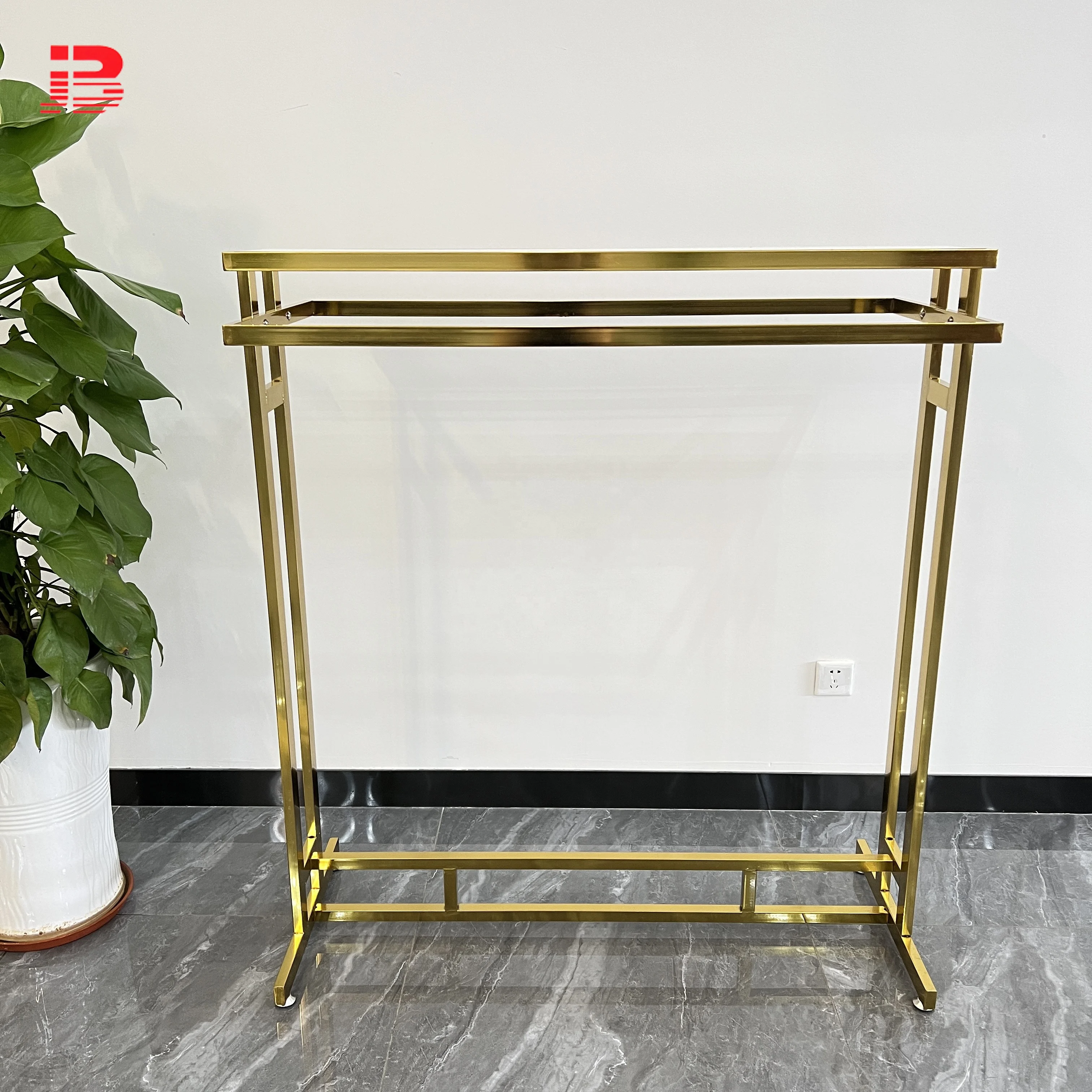 Golden Clothes Display Rack Double Sided Multifunctional Garment Store Display Racks manufacture