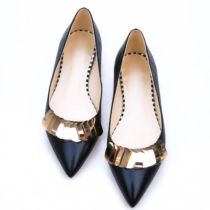 Женские туфли-лодочки с острым носком офисные туфли на плоской подошве квадратный металлический декор для свиданий большие размеры США 45