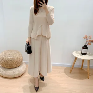 New Spring and Autumn Elegant and Fashionable Pleated Skirt Set Casual Two-piece Set for Women