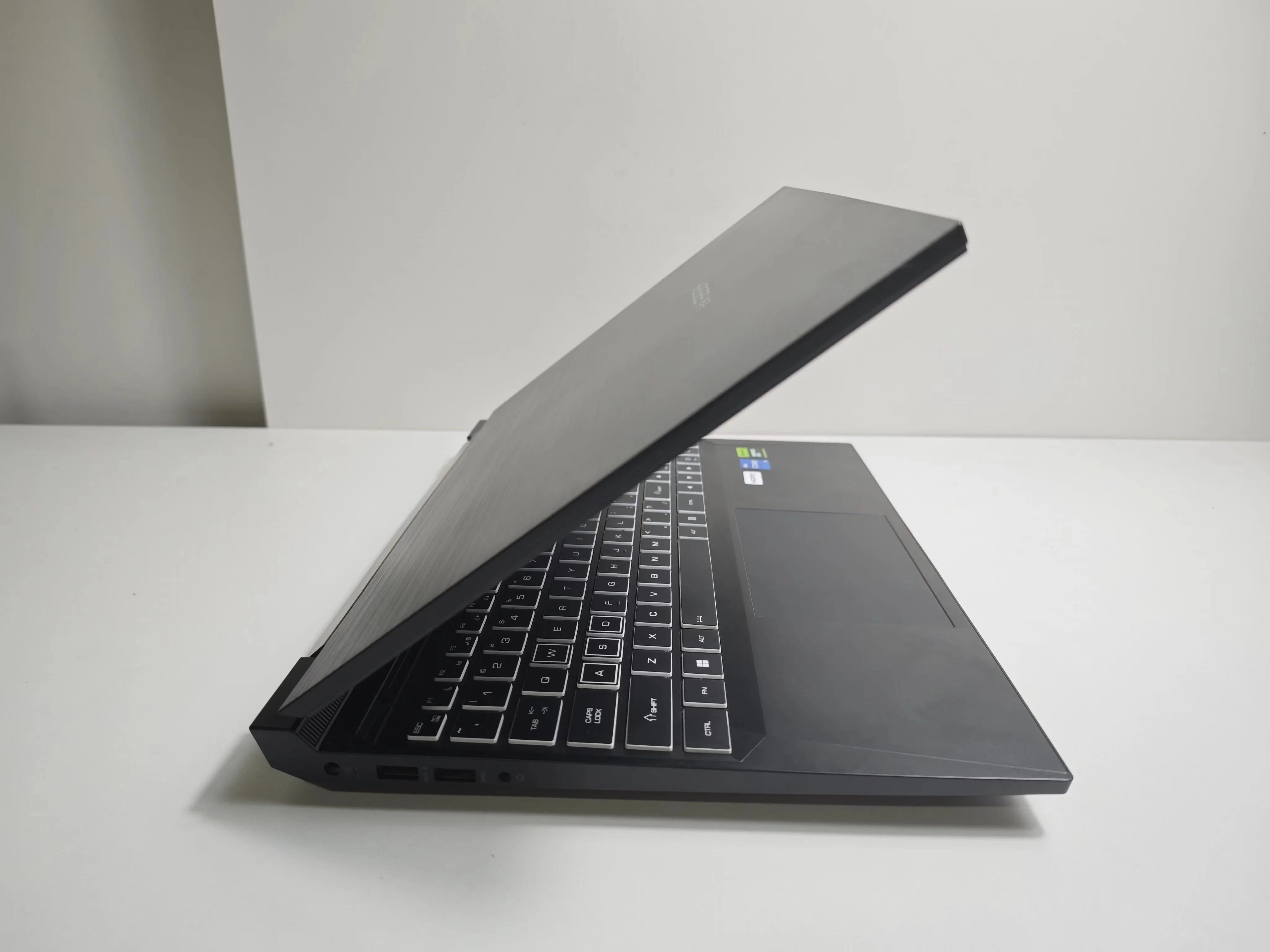 Used Laptop Hasee S8 I5-12th RTX4050-6gb Gaming Laptop 16GB 512 GB SSD Used Laptop Computer