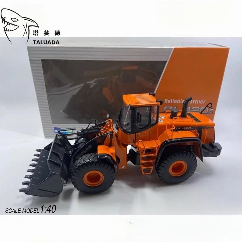 TALUADA Alloy 1:40 Scale Doosan DL420A Loader Bulldozer