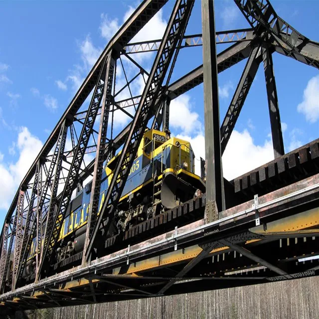 SteelSpan Pro Railway Station Roof System. Light Weight Space Frame Steel Structure