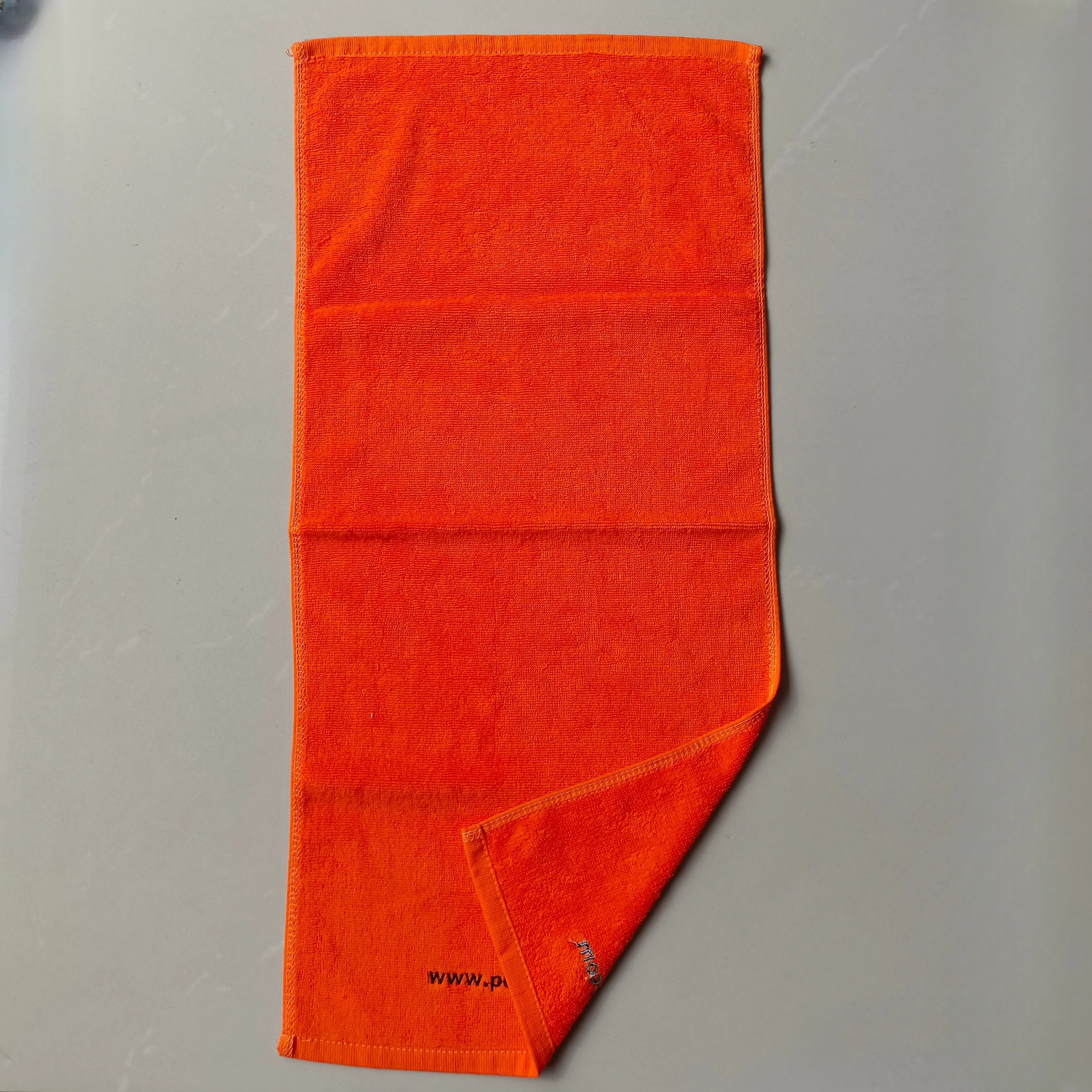 High Quality 100% Cotton Custom Embroidered Logo Hand Bath Beach Towel Thick Woven Compressed  Bath Sheets