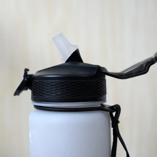 High Quality Customizable Color LOGO 32OZ Large Capacity Sports Water Cup Gym Plastic Water Bottle With Straw