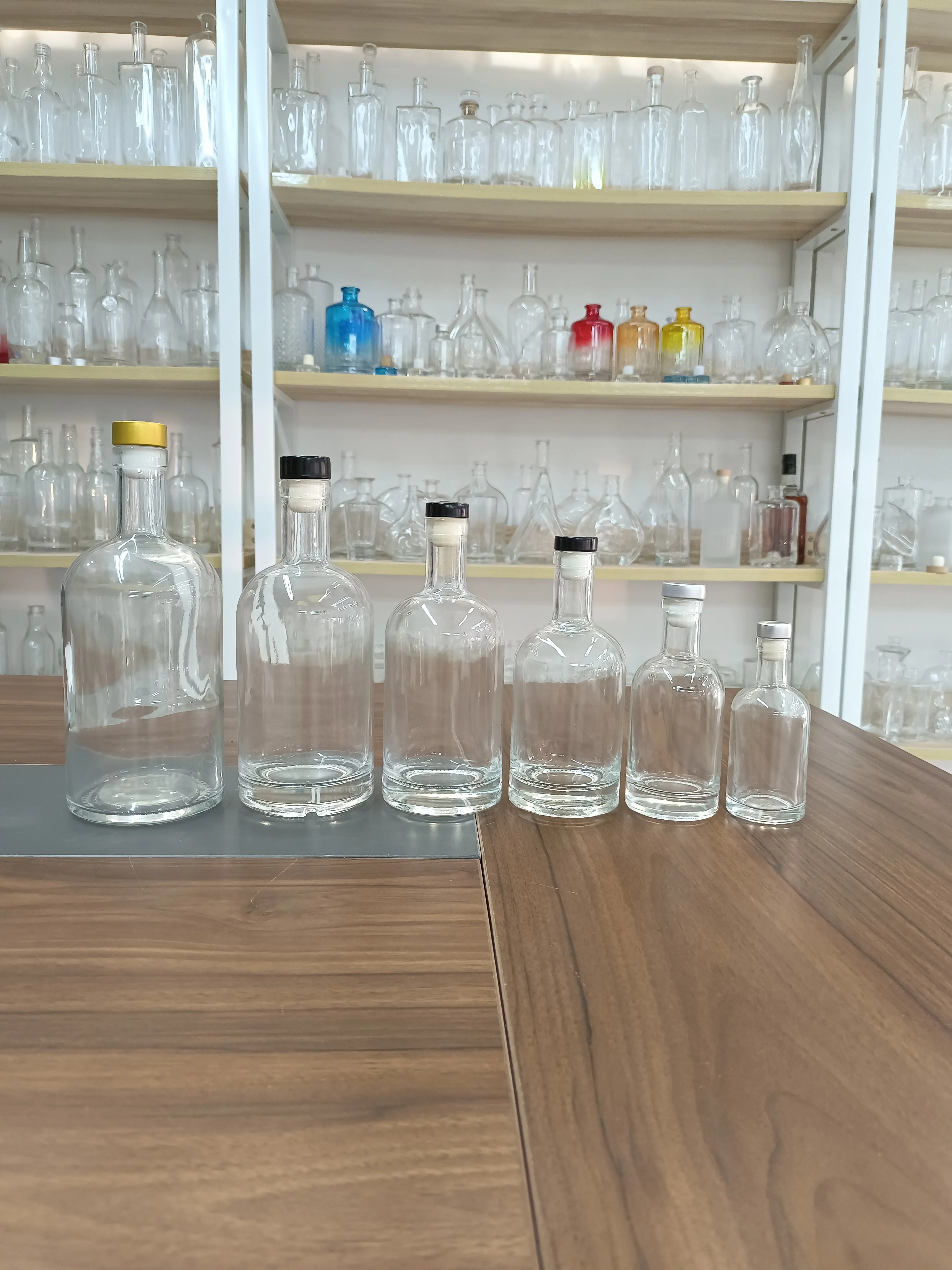 Wholesale Xuzhou Empty 50 100 200 375 500 750 ml 750ml 1 Liter Liquor  Bottle Glass Vodka with Cork From m.alibaba.com