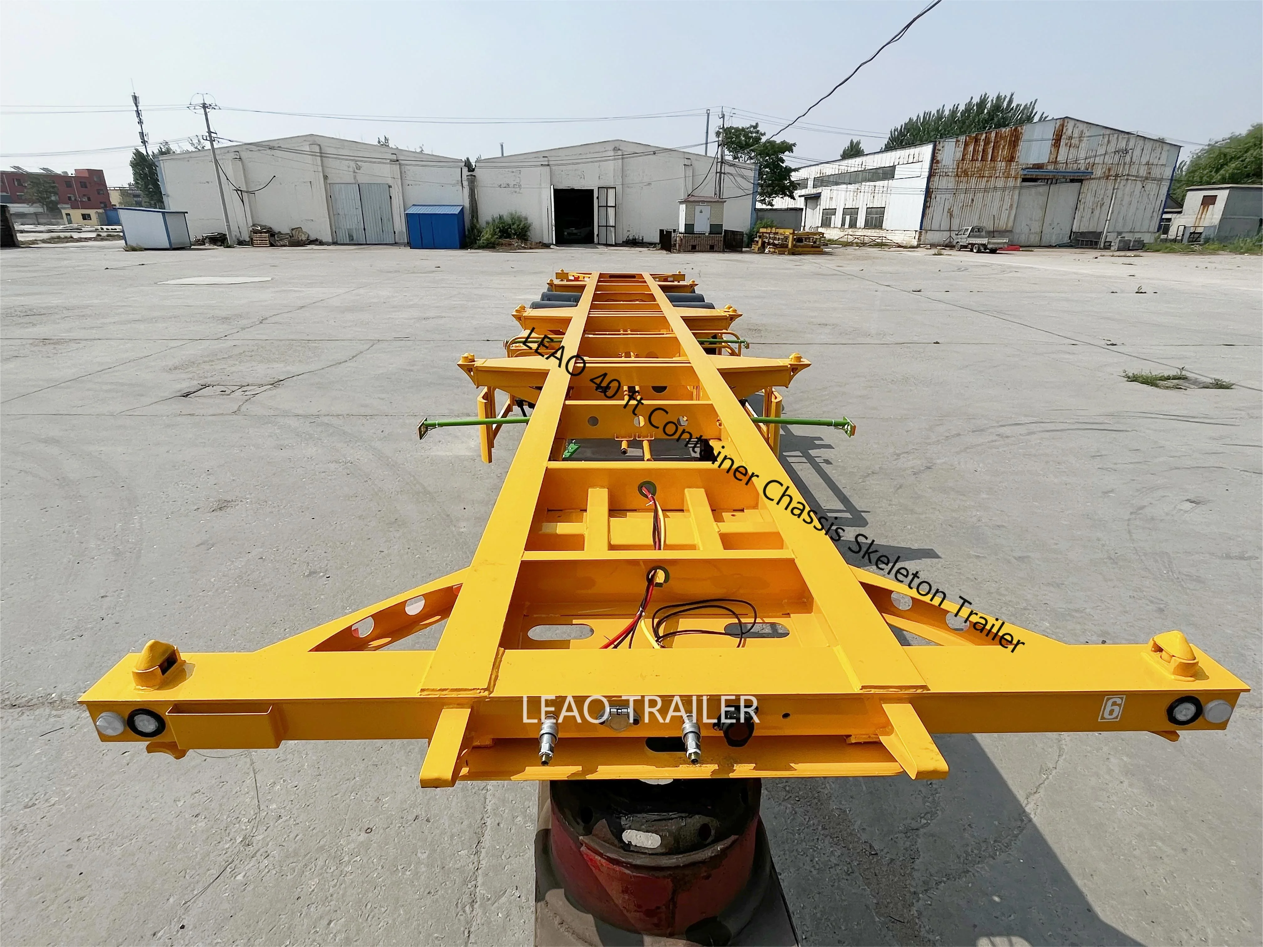 Поставка с завода Liangshan 2/3 оси 20 футов/40 футов каркас рамы/Платформа контейнерный шасси прицеп закрученными замками