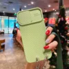 Verde con striscia