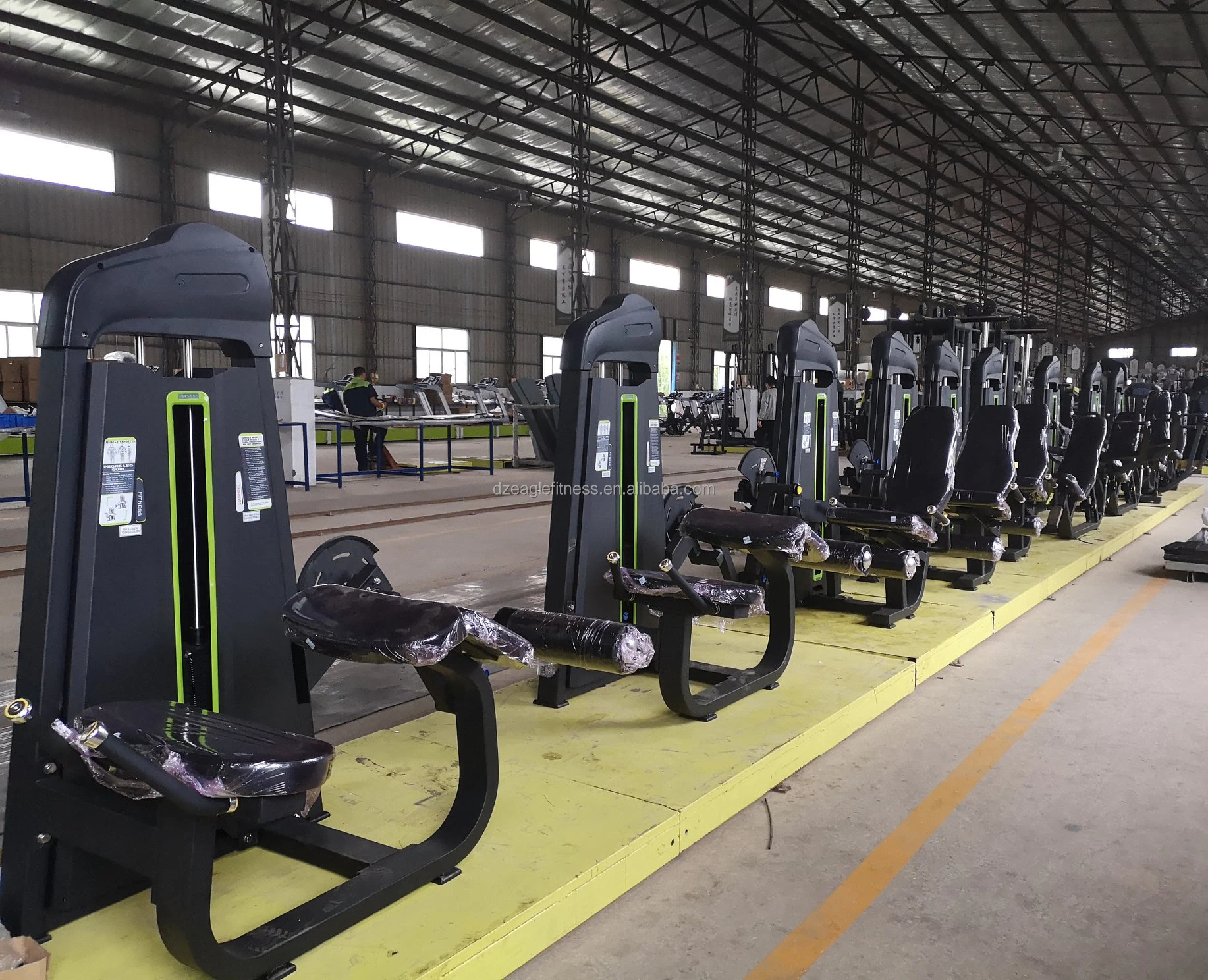 スクワットマシーン Amazon.co.jp: 【2024新改良】多機能スクワットマシーン シシー