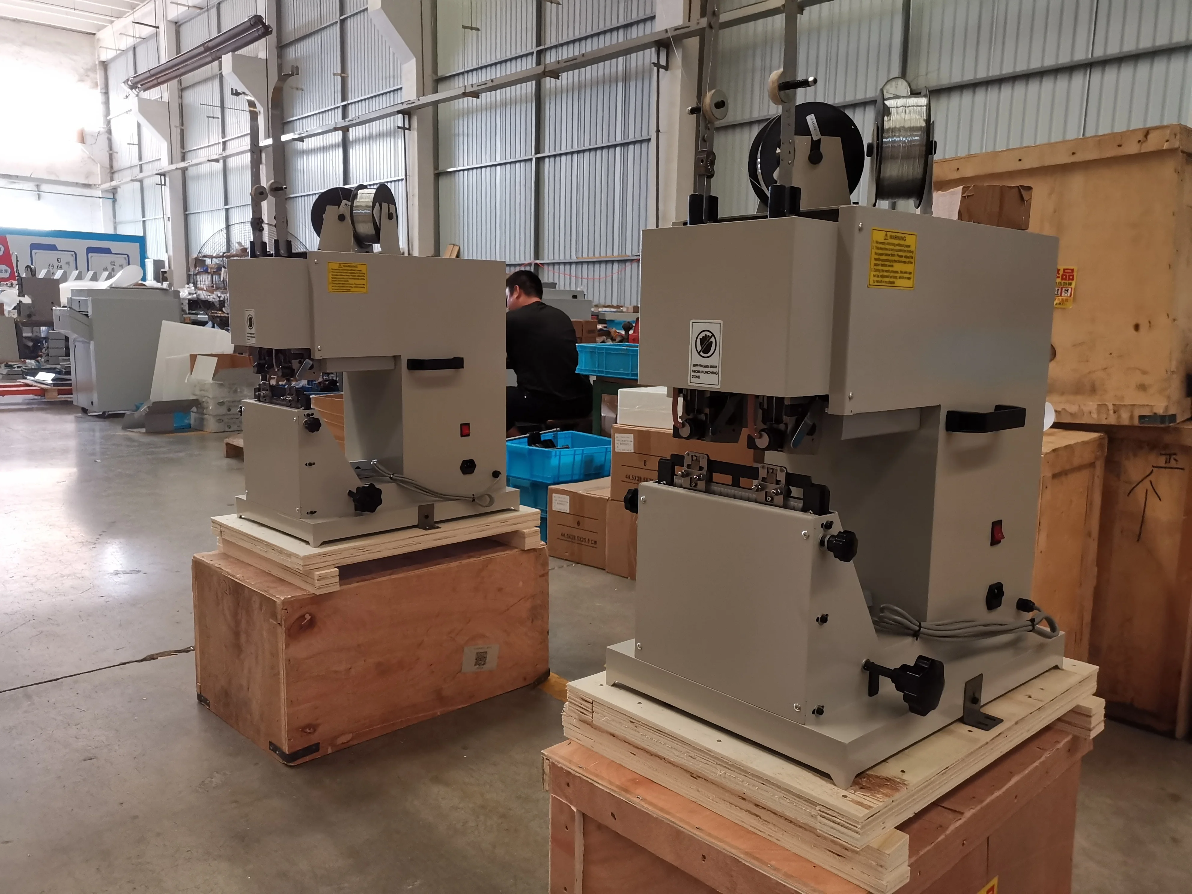 Alibaba.com: WS-602 Flat and Saddle Stitching Electric Wire Stapler ...