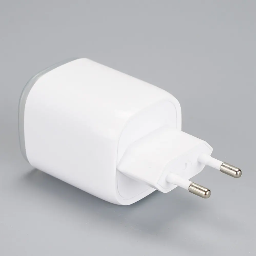IN/India Plug 1 USB-A + 1 USB Type-C White With Indicating Light Travel/Wall charger 110V-230V 3013