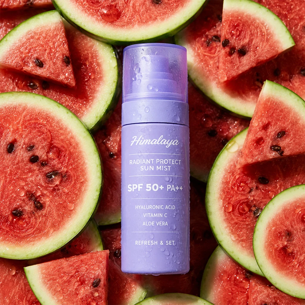 Private Label SPF50 PA++++ Vegan Hydrating Glow Face Mist Sunscreen Spray with Hyaluronic Acid Non-Greasy Makeup Setting Spray