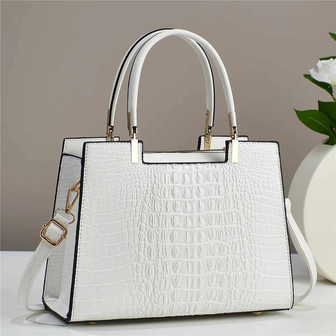Ladies Handbag 2025 New Fashion Crocodile Pattern Handbag Large Capacity Elegant PU Lining Shoulder Handbags Supplier