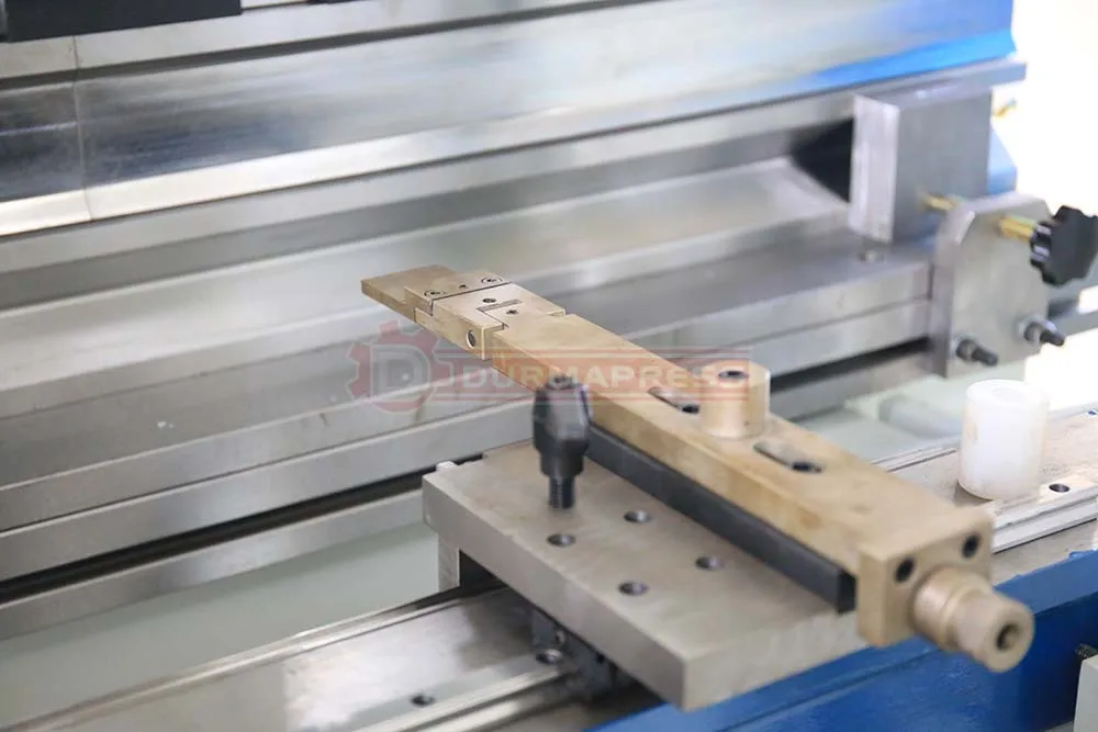WC67K CT12 высококачественный стальной листогибочный пресс wc67k cnc 200 тонн от производителя, гидравлический листогибочный станок для продажи