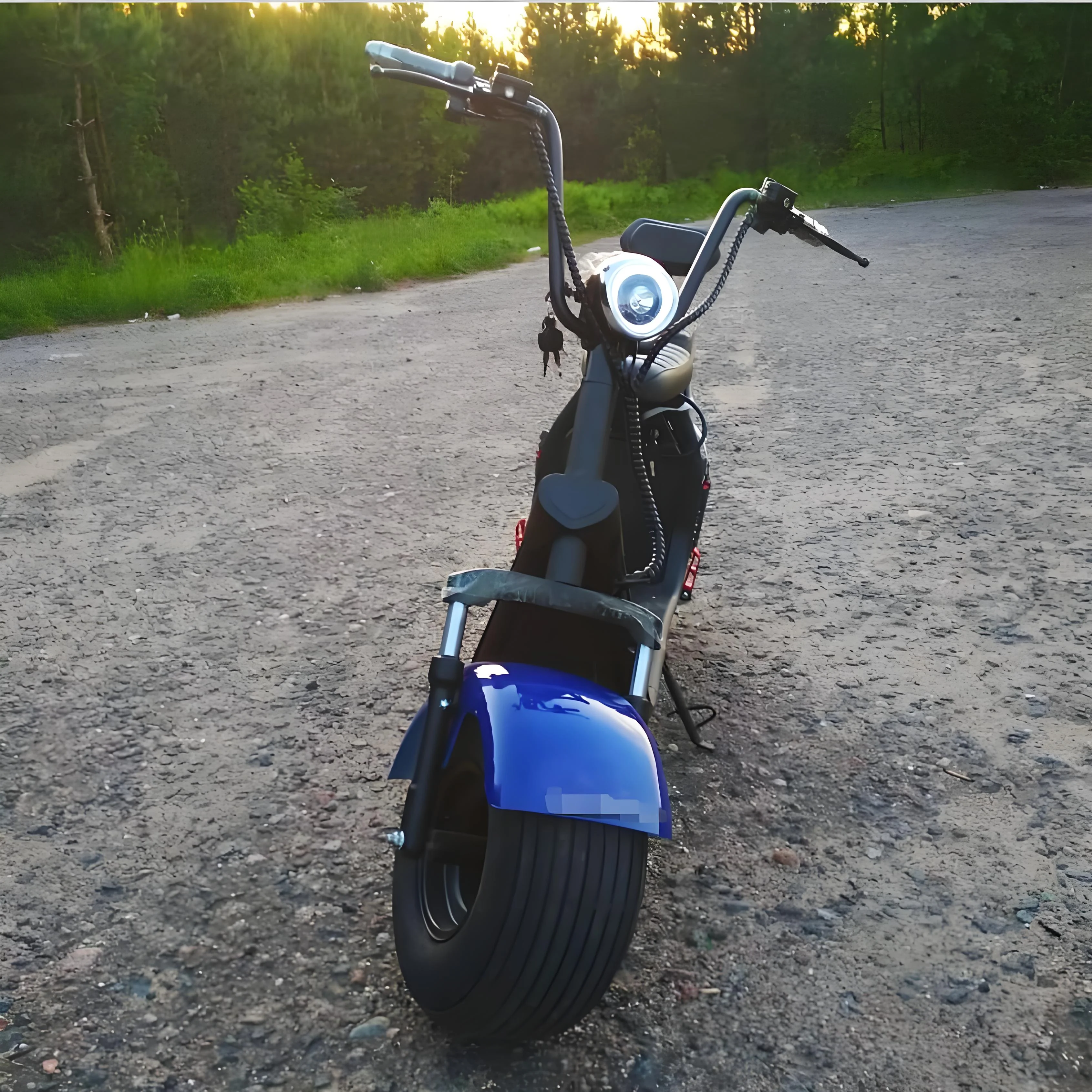 2025 Motorcycles 250Cc Cheap Scooter With Four Wheel Electric Motorcycles Scooters Bicycle
