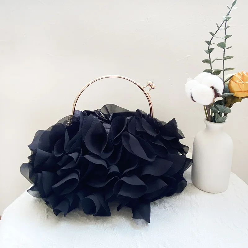 New Style One Shoulder Handheld Banquet Wedding Bridesmaid Dress Bag Diamond Jewelry Bag Chains Flower Decorations for Cheongsam New Style One Shoulder Handheld Banquet Wedding Bridesmaid Dress Bag Diamond Jewelry Bag Chains Flower Decorations for Cheongsam
