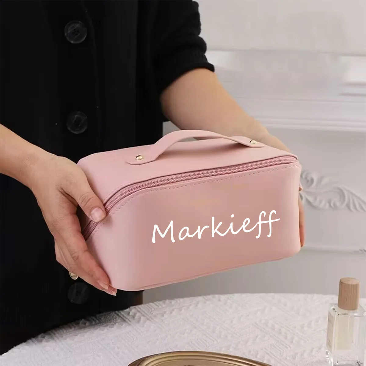 cheap travel makeup bags exporter New 4 Pack Clear for Makeup Artists This stylish and practical makeup bag measures 9.2 x 4.1 x 4.3 in Sewn XL Cosmetic Bag Custom