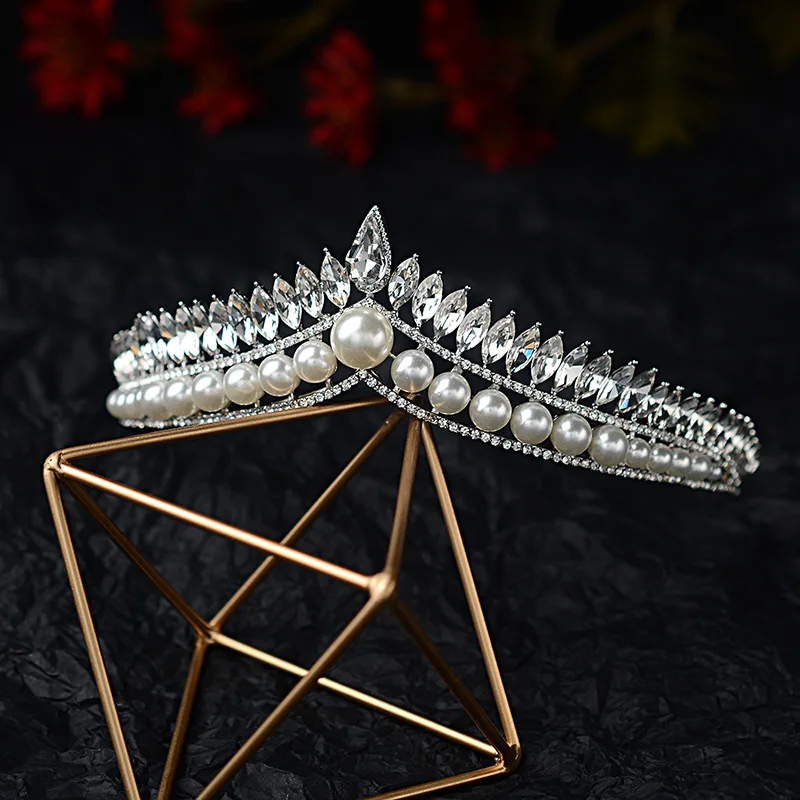 Wholesale Wedding Party Bride Headpieces Pearl Crown and Tiaras Girls and  Women Pageant Crown for Headdress