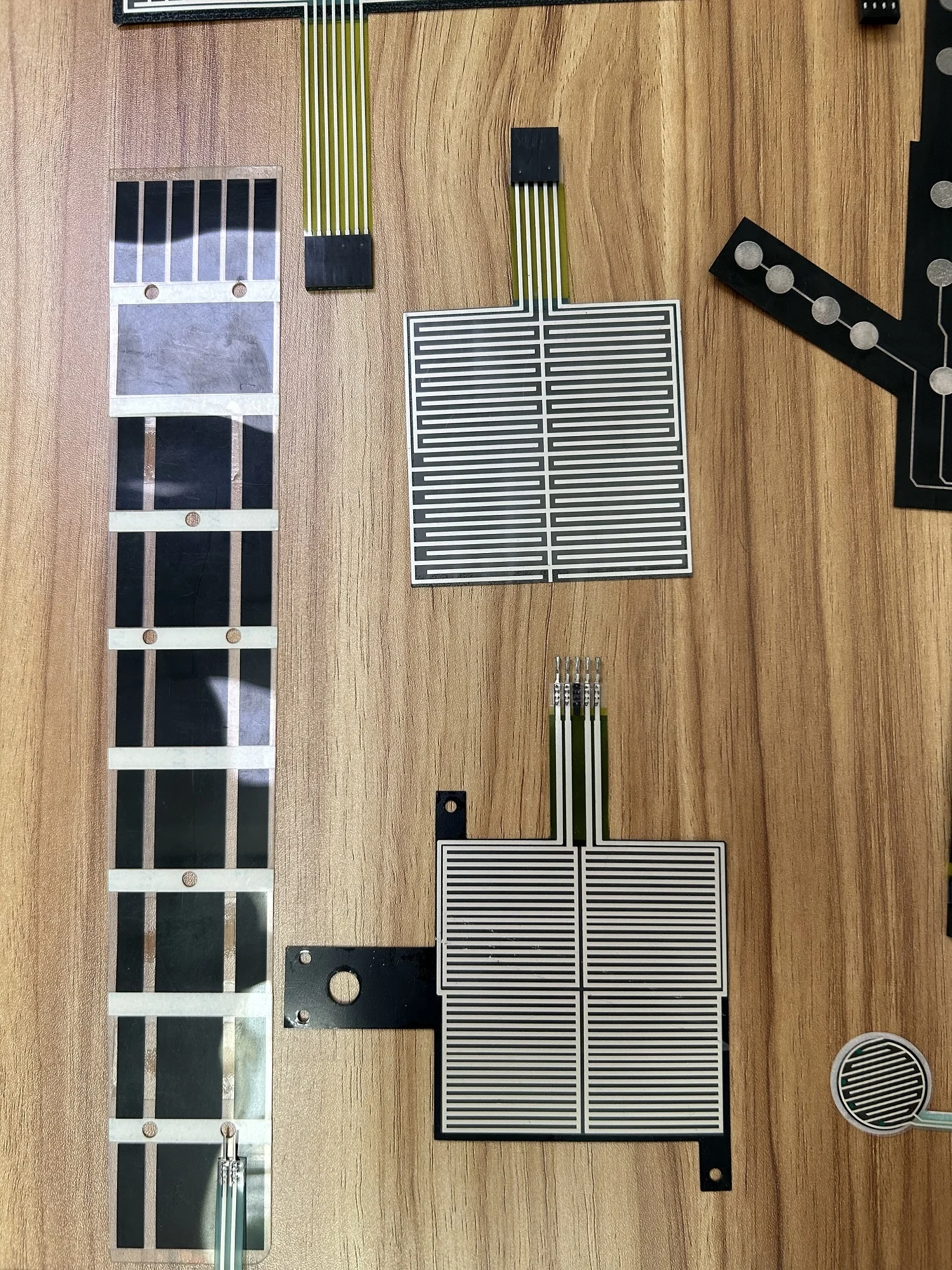 Sensore Di Pressione FSR A Matrice 4x4 – 16 Nodi – Pellicola Flessibile 20mm – Accessorio RJ-11