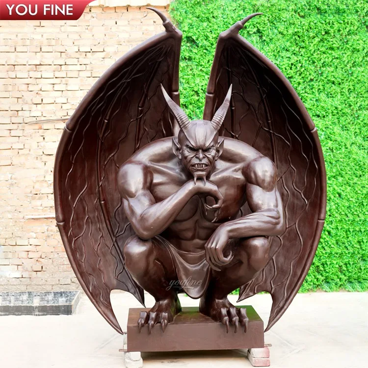 現代の屋外装飾 ブラスモンスター銅の悪魔彫刻像 ブロンズガーゴイル