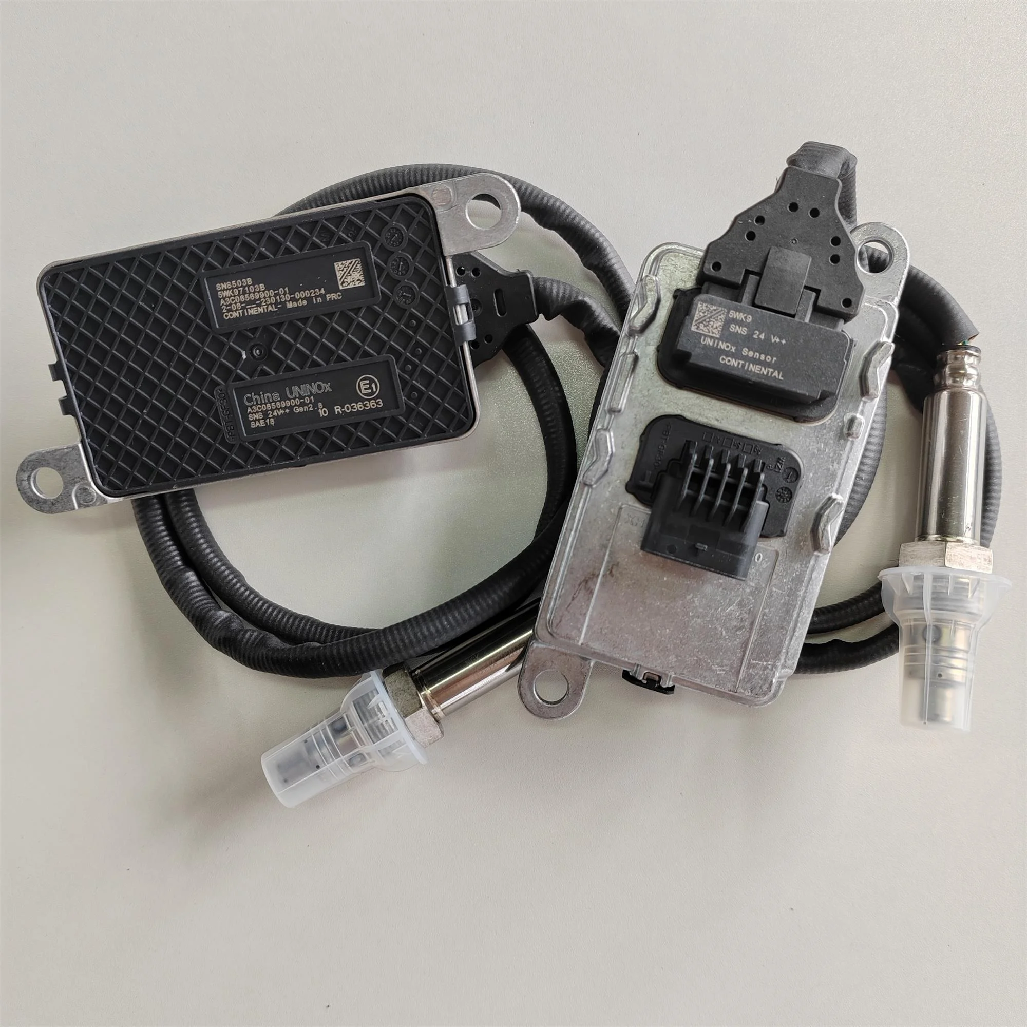 5WK9 7103B Genuine UNINox Sensor for Continental 5WK97103B 24V SNS503B 5WK9 Universal A3C06569900