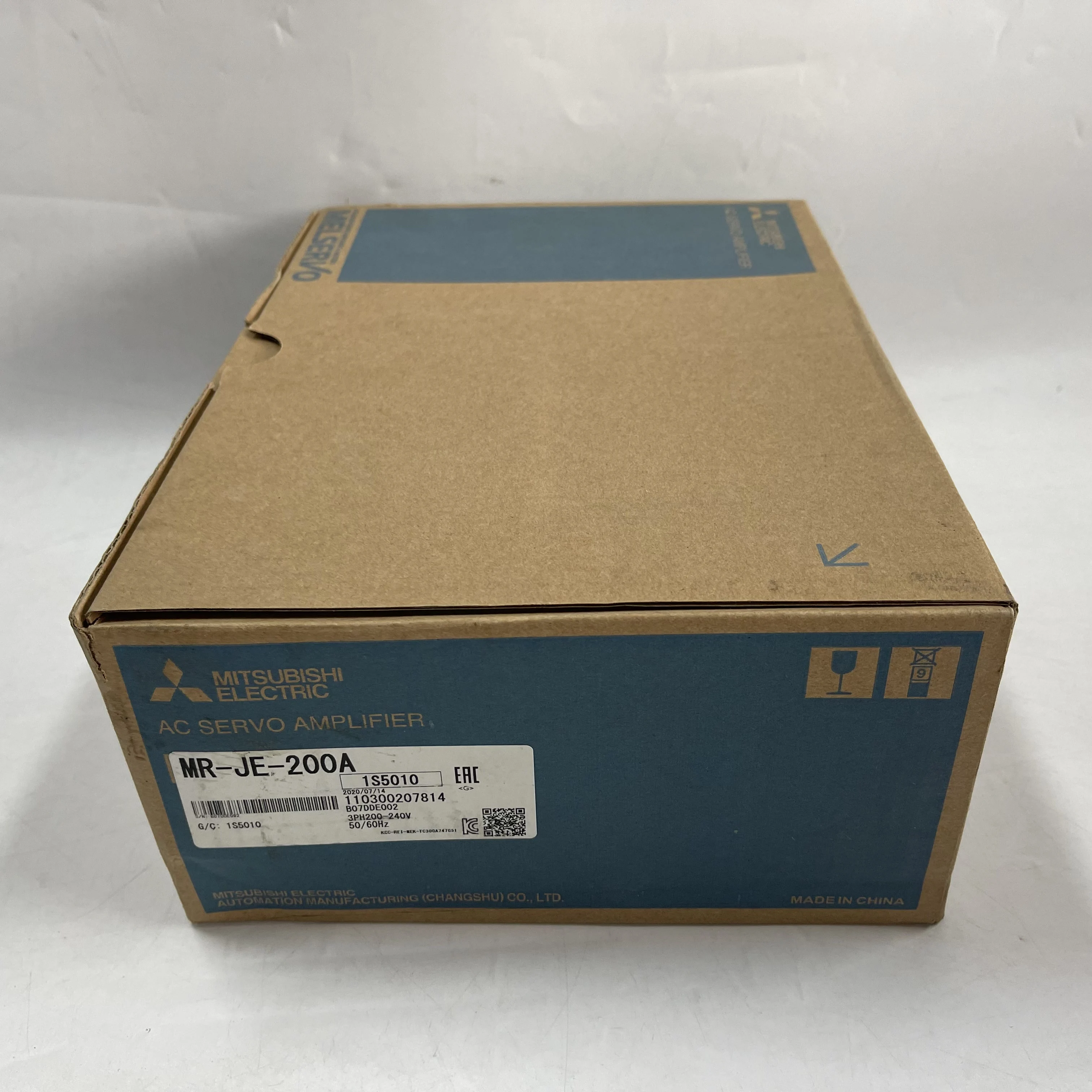 MITSUBISHI AC Servo Amplifier MR-JE-200A MITSUBISHI AC Servo Amplifier MR-JE-200A