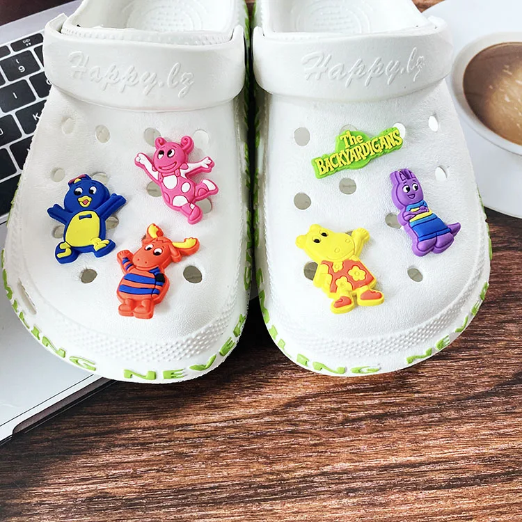 backyardigans crocs