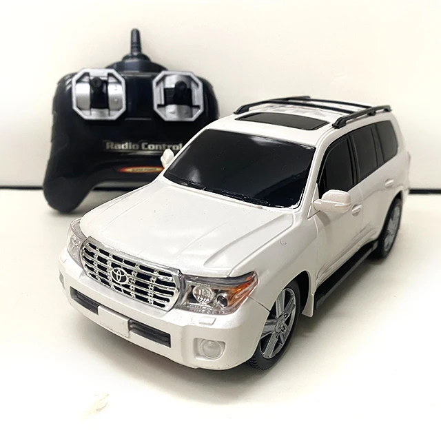 Diecast Toy Vehicle 1/24 Scale Hobby Models License Toyota Ruedas Calientes Cars Toys Model Remote Control Cars