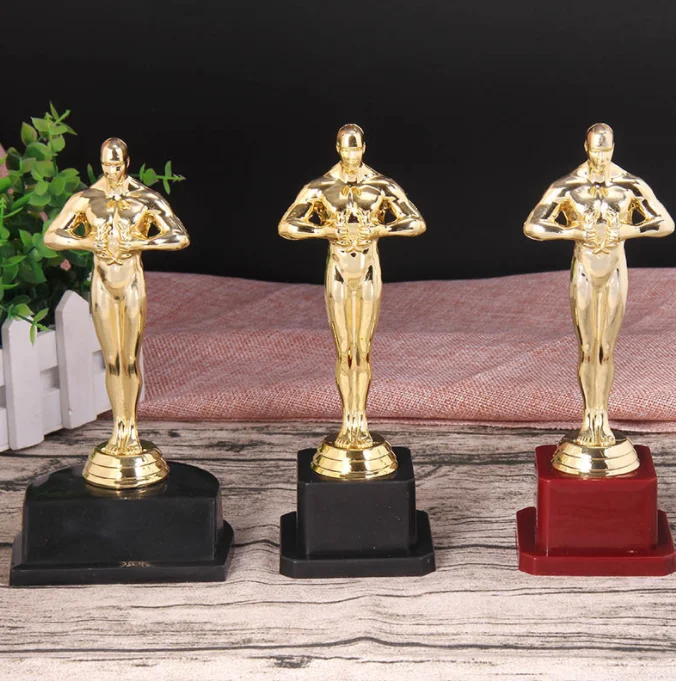 Wholesale Plastic Award Trophy Customized Resin Oscar Statue Figurines
