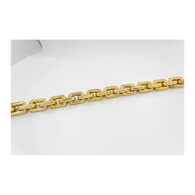 plastic wallet chain