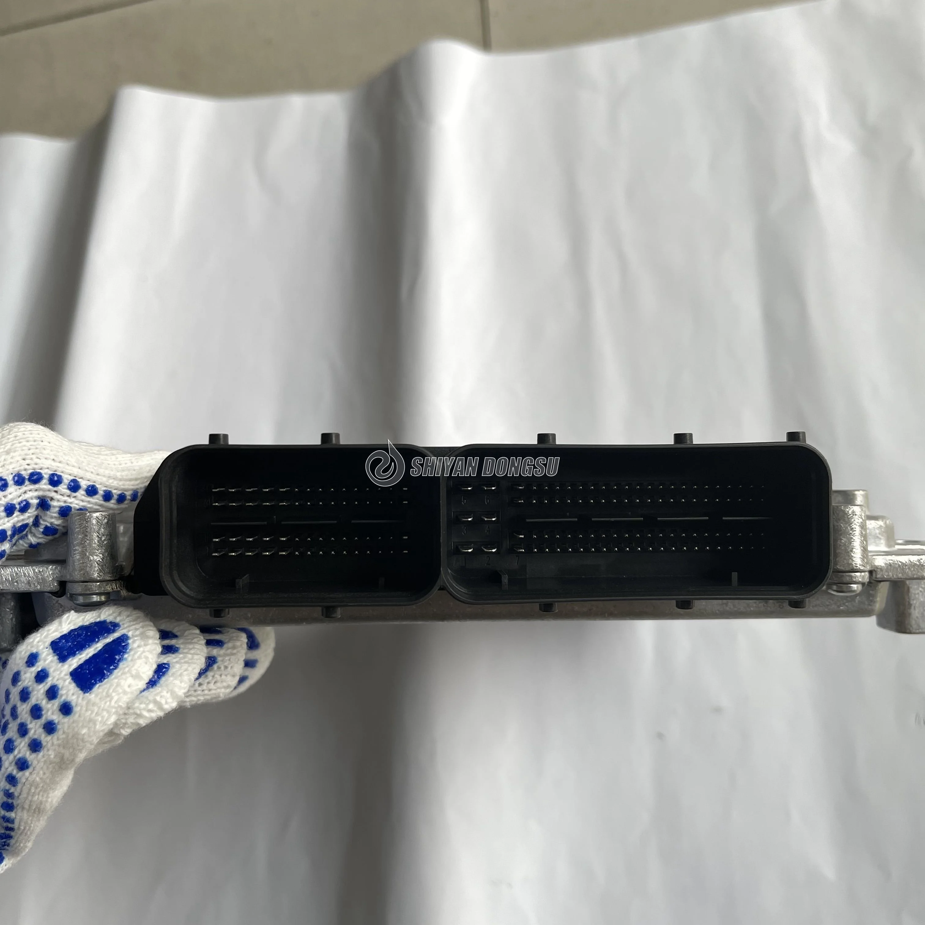 Original New CM2880 Electronic Engine Control Model Unit ECU