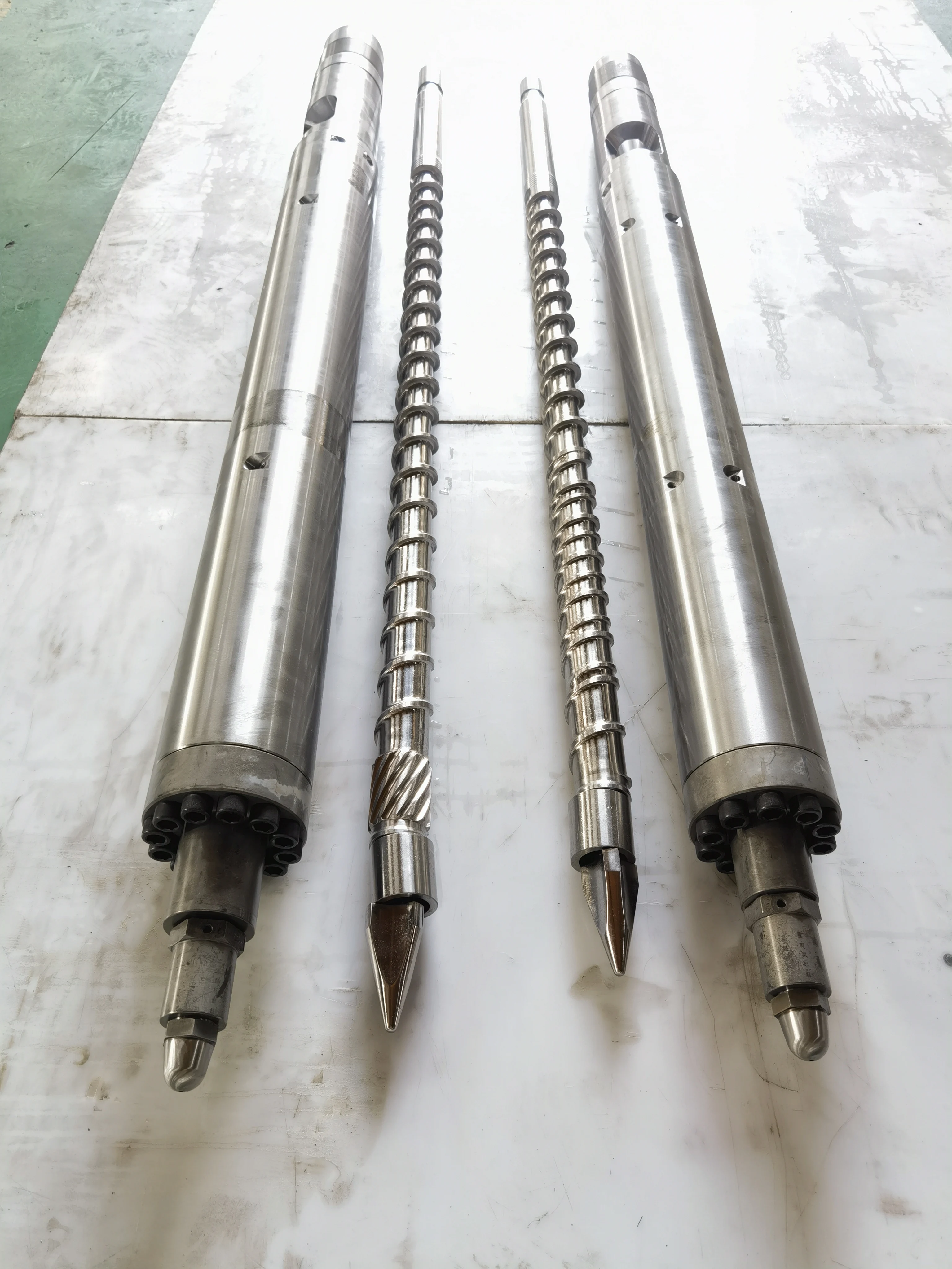 Injection Screw Barrel for Injection Moulding Machine for Pvc Upvc Pe pp