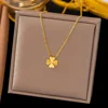 18. Collana di fiori a quattro foglie oro AH359