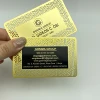 นามบัตรโลหะสีทองพร้อมตัดออก
