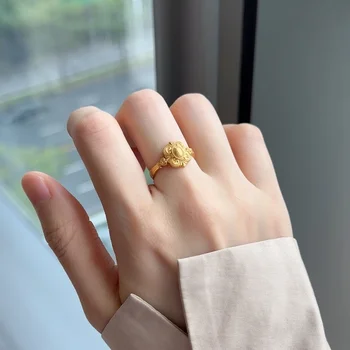 New Luxury 18K Gold Plated Baroque Leaf Design Engagement Gift Ring Trendy Brass Copper Jewelry Golden Years Series Cut Diamond