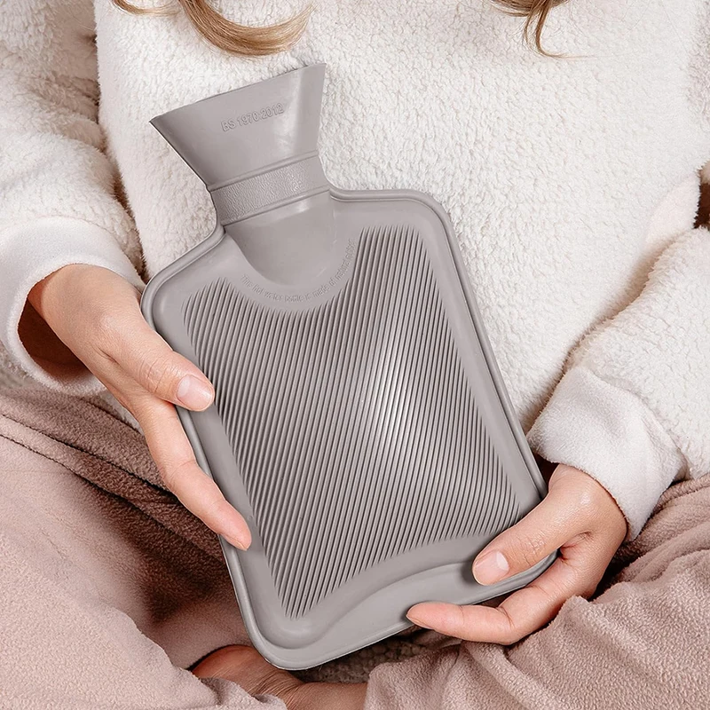 oem/odm hot sale wholesale baby 500ml 1l rubber hot-water hot water bottle bag small size heating pad keep warm