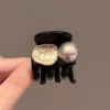 Pearl dial small grip clip