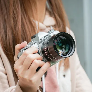 TTArtisan APS-C 50mm F0.95 Manual Focus F0.95-F16 Retro Style Camera Lens With E/FX/EOS M/EOS R/Z/L Mount detail image